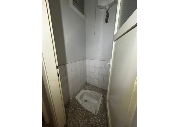 Yedi Eylül Mah. Turgutlu Satılık Daire |  3+1 Oda | 110M2 2.350.000Tl | 2. Kat | Doğalgaz Sobası | 1 Banyo | 1 Yatak Odası Resim-1