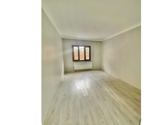 Özyurt Mah. Turgutlu Satılık Daire |  2+1 Oda | 115M2 3.850.000Tl | 1. Kat | Doğalgaz(Kombi) | 1 Banyo | 1 Yatak Odası Resim-3