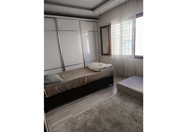 Yedi Eylül Mah. Turgutlu Satılık Daire |  3+1 Oda | 130M2 3.500.000Tl  Krediye Uygun  | 2. Kat | Doğalgaz(Kombi) | 1 Banyo | 1 Yatak Odası Resim-4