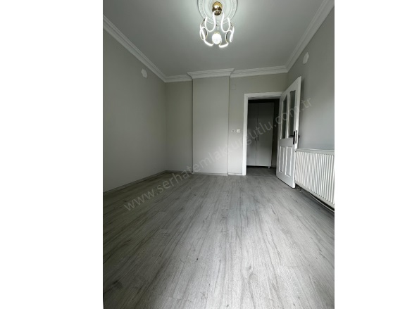 Mustafa Kemal Mah. Turgutlu Satılık Daire |  3+1 Oda | 120M2 3.450.000Tl | Zemin Kat | Doğalgaz(Kombi) | 1 Banyo | 1 Yatak Odası Resim-1