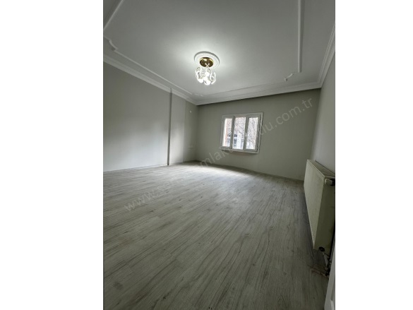 Mustafa Kemal Mah. Turgutlu Satılık Daire |  3+1 Oda | 120M2 3.450.000Tl | Zemin Kat | Doğalgaz(Kombi) | 1 Banyo | 1 Yatak Odası Resim-4