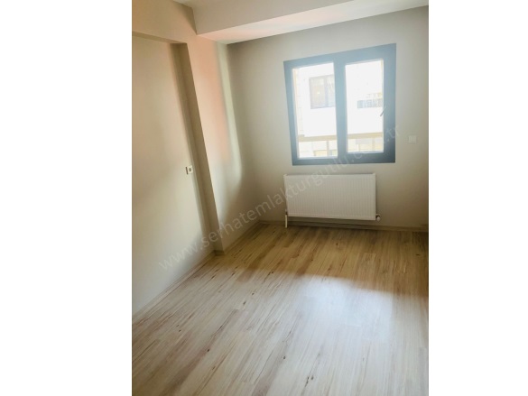 Ergenekon Mah. Turgutlu Kiralık Daire |  1+1 Oda | 54M2 Aylık 18.000Tl | 1. Kat | Doğalgaz(Kombi) | 1 Banyo | 1 Yatak Odası Resim-3