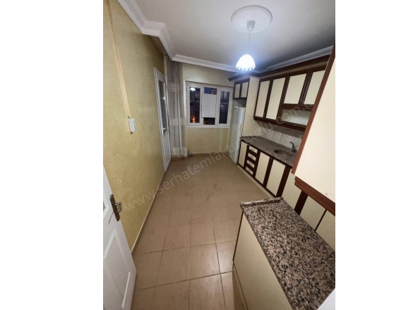 Yıldırım Mah. Turgutlu Satılık Daire |  1+1 Oda | 85M2 2.200.000Tl  Krediye Uygun  | 2. Kat | Soba | 1 Banyo | 1 Yatak Odası Resim-3