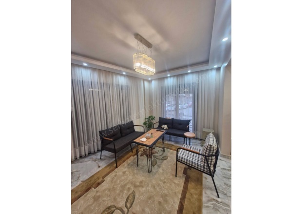 Yeni Mah. Turgutlu Satılık Daire |  3+1 Oda | 120M2 3.950.000Tl  Krediye Uygun  | Yüksek Giriş | Doğalgaz(Kombi) | 1 Banyo | 1 Yatak Odası Resim-3