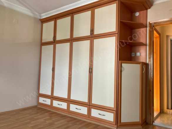 Turgutlu Kiralık Daire Selvilitepe Mah 130M2 4+1 Oda 2 Ara Kat Doğalgazlı Balkonlu