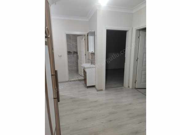 Turgutlu Kiralık Daire Selvilitepe Mah 100M2 2+1 Oda 2 Ara Kat Doğalgazlı Balkonlu 5 Yıllık