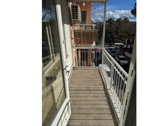 Cumhuriyet Mah. Turgutlu Satılık Daire |  2+1 Oda | 90M2 2.750.000Tl | 1. Kat | Doğalgaz(Kombi) | 1 Banyo | 1 Yatak Odası Resim-4