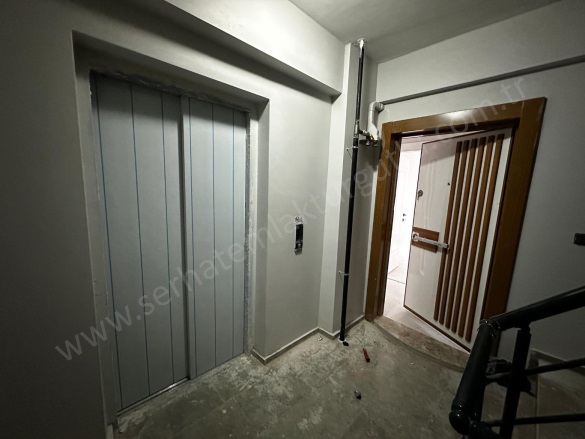 Şehitler Mah. Turgutlu Satılık Daire |  3+1 Oda | 130M2 4.500.000Tl  Krediye Uygun  | 1. Kat | Doğalgaz(Kombi) | 1 Banyo | 1 Yatak Odası Resim-5