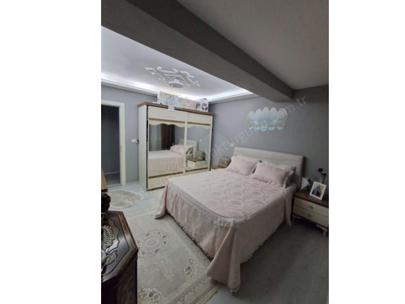 Mustafa Kemal Mah. Turgutlu Satılık Daire |  2+1 Oda | 100M2 3.200.000Tl  Krediye Uygun  | 4. Kat | Doğalgaz(Kombi) | 1 Banyo | 1 Yatak Odası Resim-3