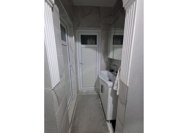 Mustafa Kemal Mah. Turgutlu Satılık Daire |  2+1 Oda | 100M2 3.200.000Tl  Krediye Uygun  | 4. Kat | Doğalgaz(Kombi) | 1 Banyo | 1 Yatak Odası Resim-4