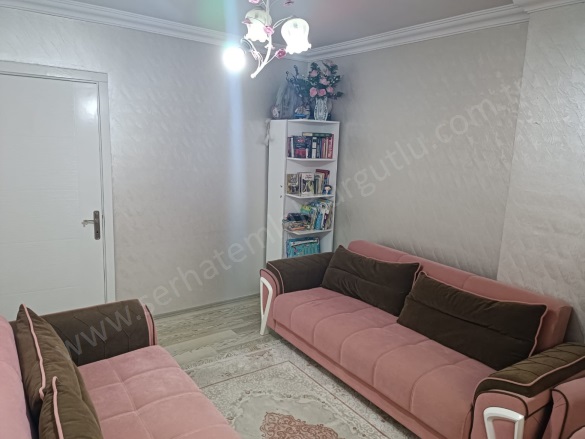 Subaşı Mah. Turgutlu Satılık Daire |  2+1 Oda | 100M2 3.250.000Tl  Krediye Uygun  | Yüksek Giriş | Doğalgaz(Kombi) | 1 Banyo | 1 Yatak Odası Resim-5
