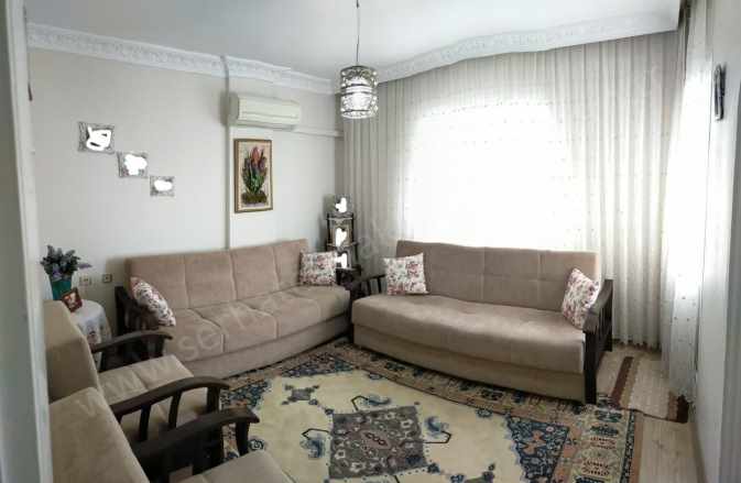 Turgutlu Satılık Daire Şehitler Mah 130M2 3+1 Oda 3 Ara Kat Doğalgazlı Balkonlu