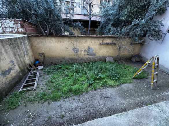 Turgutlu Satılık Daire Yiğitler Mah 135M2 3+1 Oda 30M2 Arka Bahçe Doğalgazlı Köşe Müstakil Girişli