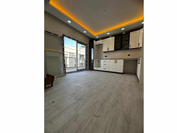 Turgutlu Satılık Daire Turgutlar Mah 110M2 2+1 Oda Geniş Ler Şahsi Otoparrk Ve Asansör Mevcut