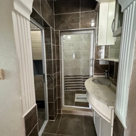 Cumhuriyet Mah. Turgutlu Satılık Daire |  3+1 Oda | 135M2 4.175.000Tl  Krediye Uygun  | 4. Kat | Doğalgaz(Kombi) | 2 Banyo | 1 Yatak Odası Resim-4