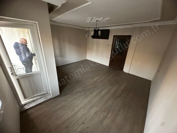 Mustafa Kemal Mah. Turgutlu Satılık Daire |  3+1 Oda | 115M2 2.550.000Tl  Krediye Uygun  | 1. Kat | Doğalgaz(Kombi) | 1 Banyo | 1 Yatak Odası Resim-4