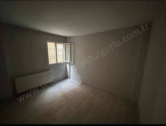 Turgutlu Kiralık Daire Turgutlar Mah 90M2 2+1 Oda Doğalgazlı Tadilatlı Temiz Zemin Kat