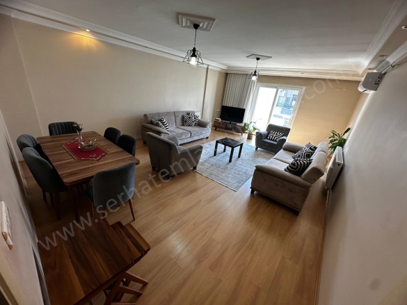 Cumhuriyet Mah. Turgutlu Satılık Daire |  3+1 Oda | 187M2 5.500.000Tl  Krediye Uygun  | 4. Kat | Doğalgaz(Kombi) | 2 Banyo | 1 Yatak Odası Resim-1