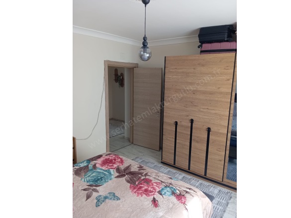 Yiğitler Mah. Turgutlu Satılık Daire |  2+1 Oda | 110M2 3.100.000Tl  Krediye Uygun  | 2. Kat | Doğalgaz(Kombi) | 1 Banyo | 1 Yatak Odası Resim-4