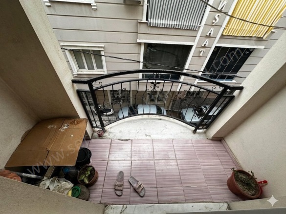 Yıldırım Mah. Turgutlu Satılık Daire |  2+1 Oda | 100M2 2.950.000Tl  Krediye Uygun  | 3. Kat | Soba | 1 Banyo | 1 Yatak Odası Resim-2