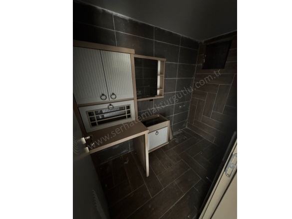 Şehitler Mah. Turgutlu Satılık Daire |  2+1 Oda | 100M2 3.750.000Tl | 3. Kat | Doğalgaz(Kombi) | 1 Banyo | 1 Yatak Odası Resim-4