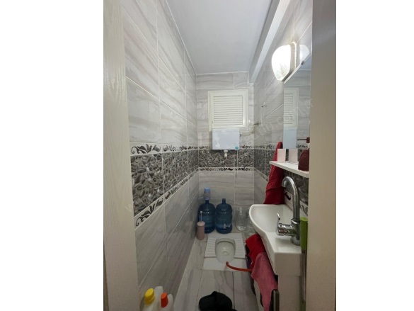 Selvilitepe Mah. Turgutlu Satılık Daire |  2+1 Oda | 100M2 4.000.000Tl  Krediye Uygun  | 5. Kat | Doğalgaz(Kombi) | 1 Banyo | 1 Yatak Odası Resim-5