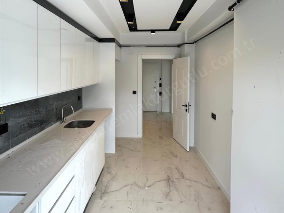 Ergenekon Mah. Turgutlu Satılık Daire |  2+1 Oda | 110M2 4.375.000Tl | 3. Kat | Yerden Isıtma | 2 Banyo | 1 Yatak Odası Resim-4