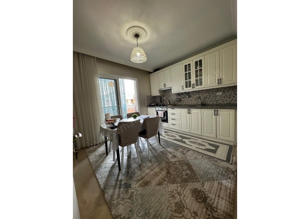 Mustafa Kemal Mah. Turgutlu Satılık Daire |  2+1 Oda | 100M2 2.800.000Tl  Krediye Uygun  | 4. Kat | Doğalgaz(Kombi) | 1 Banyo | 1 Yatak Odası Resim-1