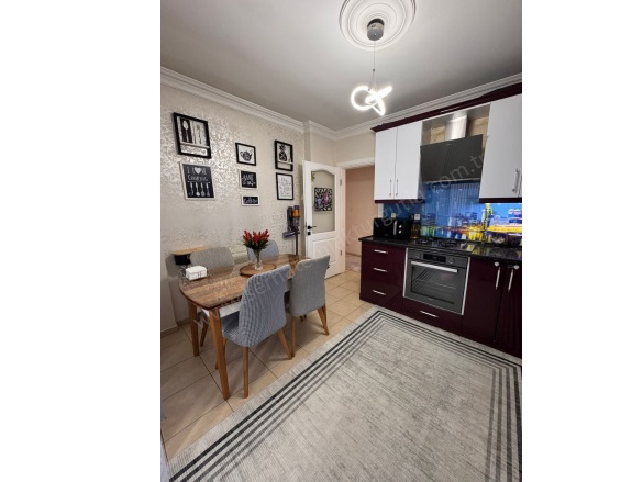 Yıldırım Mah. Turgutlu Satılık Daire |  3+1 Oda | 130M2 4.500.000Tl  Krediye Uygun  | 4. Kat | Doğalgaz(Kombi) | 1 Banyo | 1 Yatak Odası Resim-5