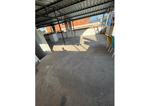 Albayrak Mah. Turgutlu Satılık Müstakil Ev |  2+1 Oda | 110M2 3.700.000Tl | Zemin Kat | Soba | 2 Banyo | 1 Yatak Odası Resim-3