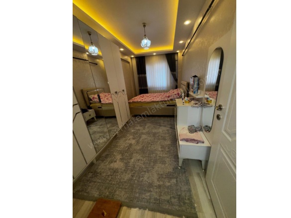 Yiğitler Mah. Turgutlu Satılık Daire |  3+1 Oda | 125M2 3.350.000Tl  Krediye Uygun  | Yüksek Giriş | Doğalgaz(Kombi) | 1 Banyo | 1 Yatak Odası Resim-4