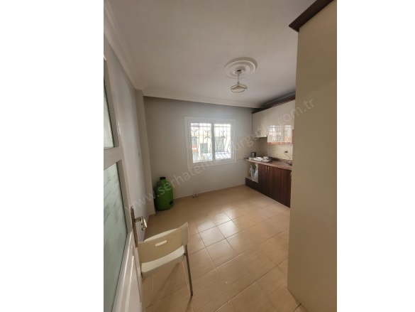 Yıldırım Mah. Turgutlu Satılık Daire |  3+1 Oda | 125M2 4.000.000Tl  Krediye Uygun  | Zemin Kat | Doğalgaz(Kombi) | 1 Banyo | 1 Yatak Odası Resim-5