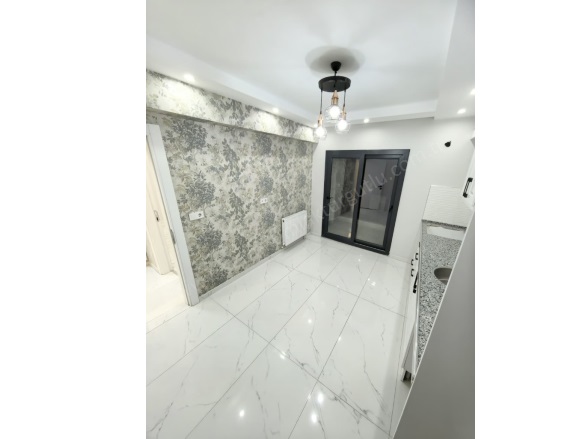 Acarlar Mah. Turgutlu Satılık Daire |  3+1 Oda | 120M2 4.650.000Tl | 3. Kat | Doğalgaz(Kombi) | 1 Banyo | 1 Yatak Odası Resim-2