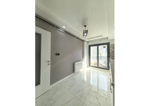 Acarlar Mah. Turgutlu Satılık Daire |  3+1 Oda | 120M2 4.650.000Tl | 3. Kat | Doğalgaz(Kombi) | 1 Banyo | 1 Yatak Odası Resim-3