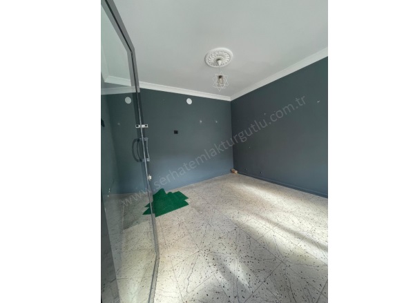 Yedi Eylül Mah. Turgutlu Satılık Dükkan |  1 Oda | 12M2 1.150.000Tl  Krediye Uygun  | Yüksek Giriş Resim-1