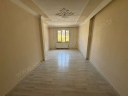 Turgutlu Selvilitepe Mah. Kiralık Daire 3+1 145 M2 | 1. Kat | Doğalgaz(Kombi) | 1 Banyo | 1 Yatak Odası