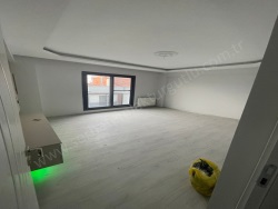 Turgutlu Subaşı Mah. Kiralık Daire 3+1 127 M2 | 1. Kat | Doğalgaz(Kombi) | 1 Banyo | 1 Yatak Odası