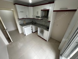 Turgutlu Mustafa Kemal Mah. Satılık Daire 3+1 150 M2 | Yüksek Giriş | Soba | 1 Banyo | 1 Yatak Odası