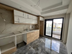 Turgutlu Selvilitepe Mah. Satılık Daire 3+1 140 M2 | 1. Kat | Yerden Isıtma | 2 Banyo | 1 Yatak Odası