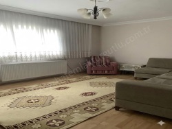 Turgutlu Ergenekon Mah. Kiralık Daire 3+1 130 M2 | 3. Kat | Doğalgaz(Kombi) | 1 Banyo | 1 Yatak Odası