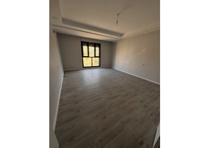 Turgutlu Kiralık Daire Ergenekon Mah 130M2 3+1 Oda 4 Kat Asansörlü Yerden Isıtma Otoparklı Balkonlu Sıfır