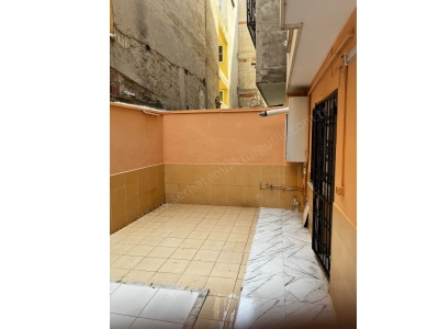 Turgutlu Satılık Daire Altay Mah 110M2 2+1 Oda Bahçeli Doğalgazlı Ful Tadilatlı