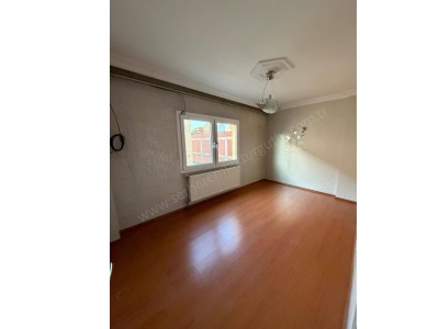 Turgutlu Satılık Daire Acarlar Mah 190M2 3+1 Oda 2 Kat Doğalgazlı Balkonlu 14 Yıllık