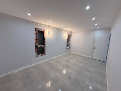 Turgutlu Satılık Daire Ergenekon Mah Sıfır Yerden Isıtma 4+2 Oda 264M2 Asansörlü 4 Kat Teraslı Otoparklı