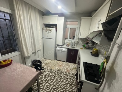 Turgutlu Satılık Daire Cumhuriyet Mah 2 Kat Doğalgazlı Tadilatlı Teraslı 90M² 2+1 Oda Müstakil Girişli Dai