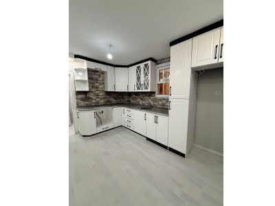 Turgutlu Satılık Daire Şehitler Mah 125M2 Ful Tadilatlı 3+1 4 Kat Doğalgazlı Balkonlu