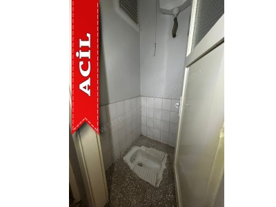 Turgutlu Acil Satılık Daire Yedi Eylül Mah Cadde Üzeri 2 Kat 3+1 105M2 Doğalgaz Sobalı Çift Balkonlu