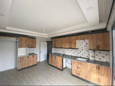 Turgutlu Kiralık Daire Şehitler Mah 110M2 2+1 Oda 3 Ara Kat Doğalgazlı Balkonlu Yüklüklü