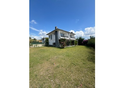 4+1 Satılık Villa Ortak Havuzlu Kuşadası Değirmendere Mah