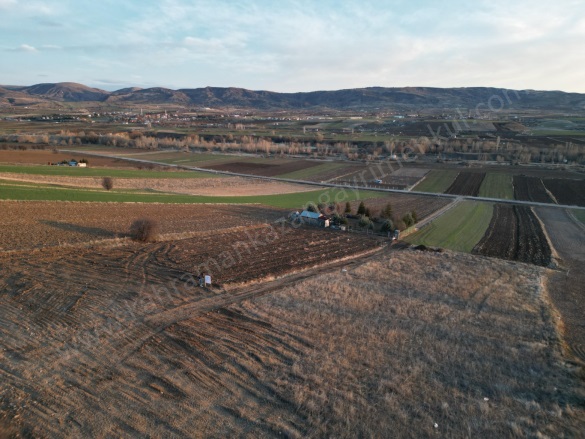 Uçarı Mah. Kahramankazan Satılık Tarla |  1967M2 1.950.000Tl Resim-3